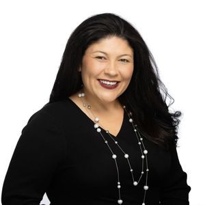 Meet your Posher, Christy